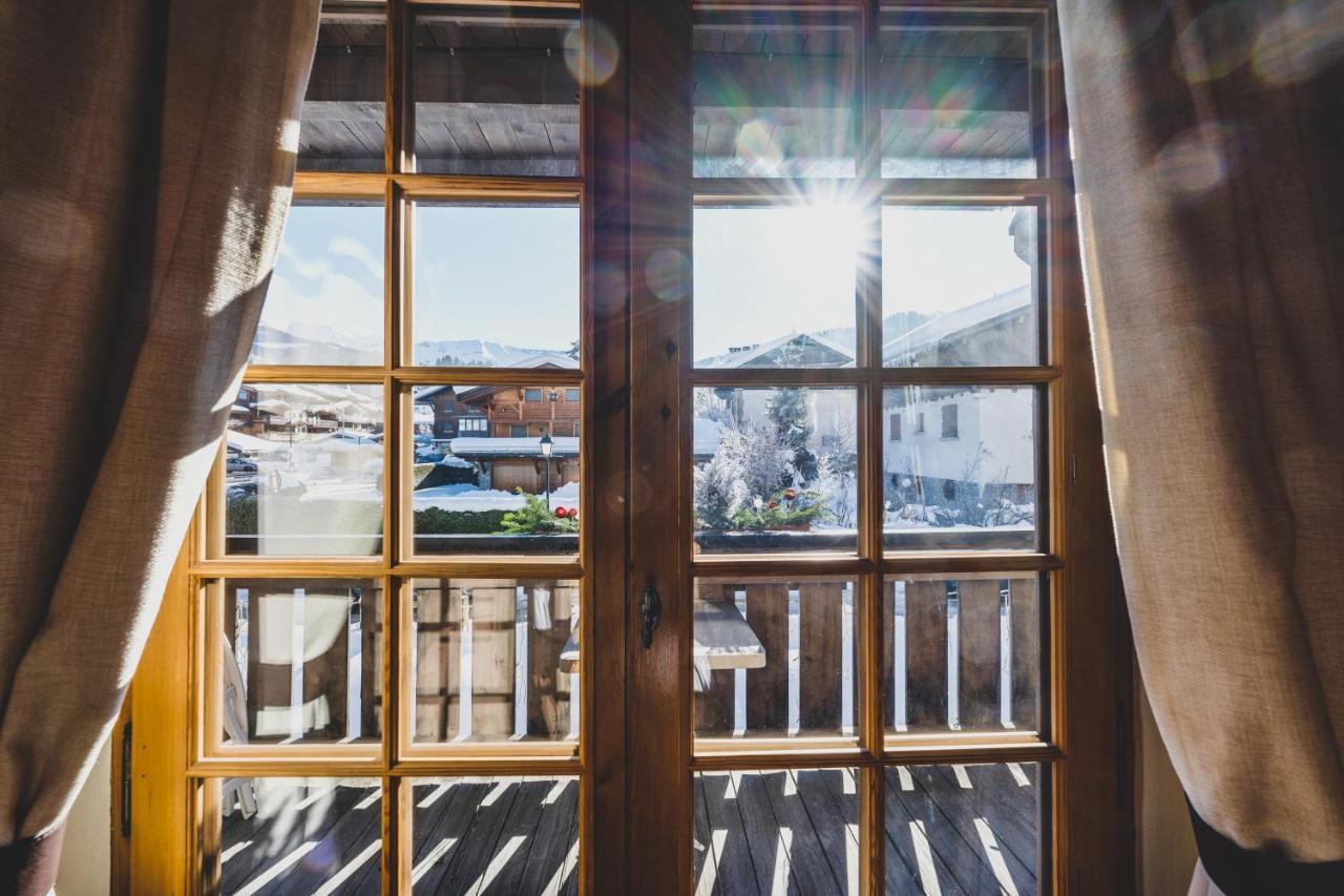 Hotel La Grange D'Arly Megève Exteriör bild